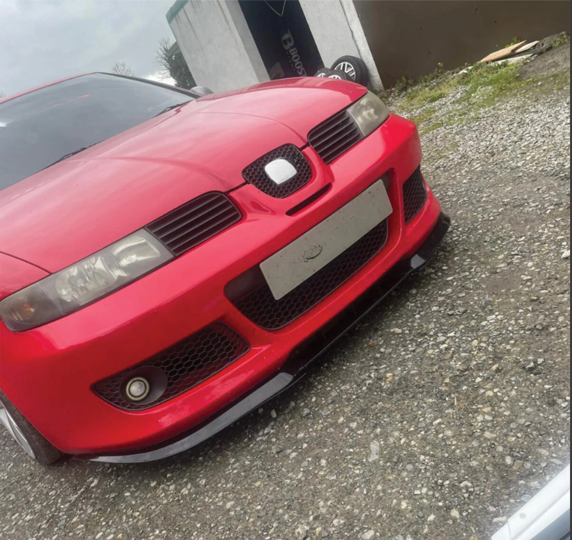 V2 (Glossy Cupra Lip) Universal